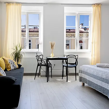 Folk Krakowskie Przedmiescie Apartamento
