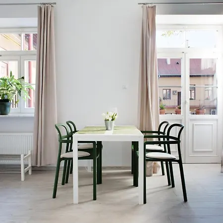 Apartamento Apartamenty Folk Krakowskie Przedmiescie